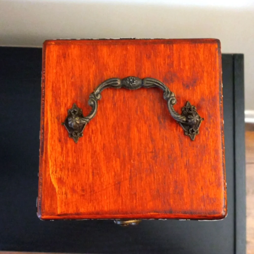 Wine Bottle Decorative Wood Box 750ml